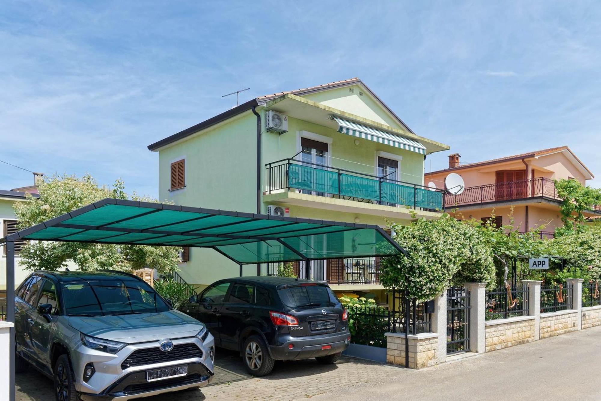 Apartments Grassi By Rent Istria Umag Exterior foto