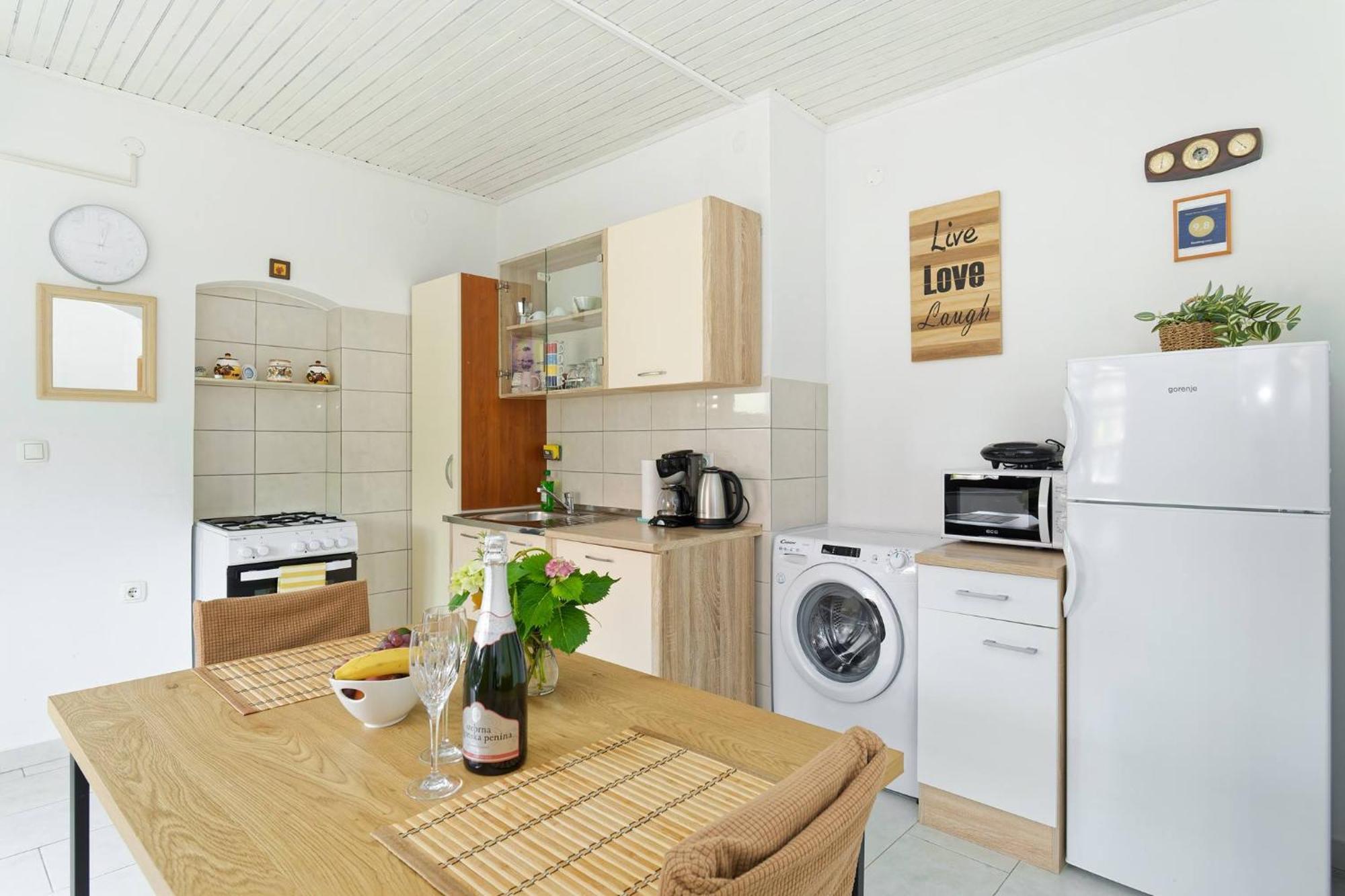 Apartments Grassi By Rent Istria Umag Exterior foto