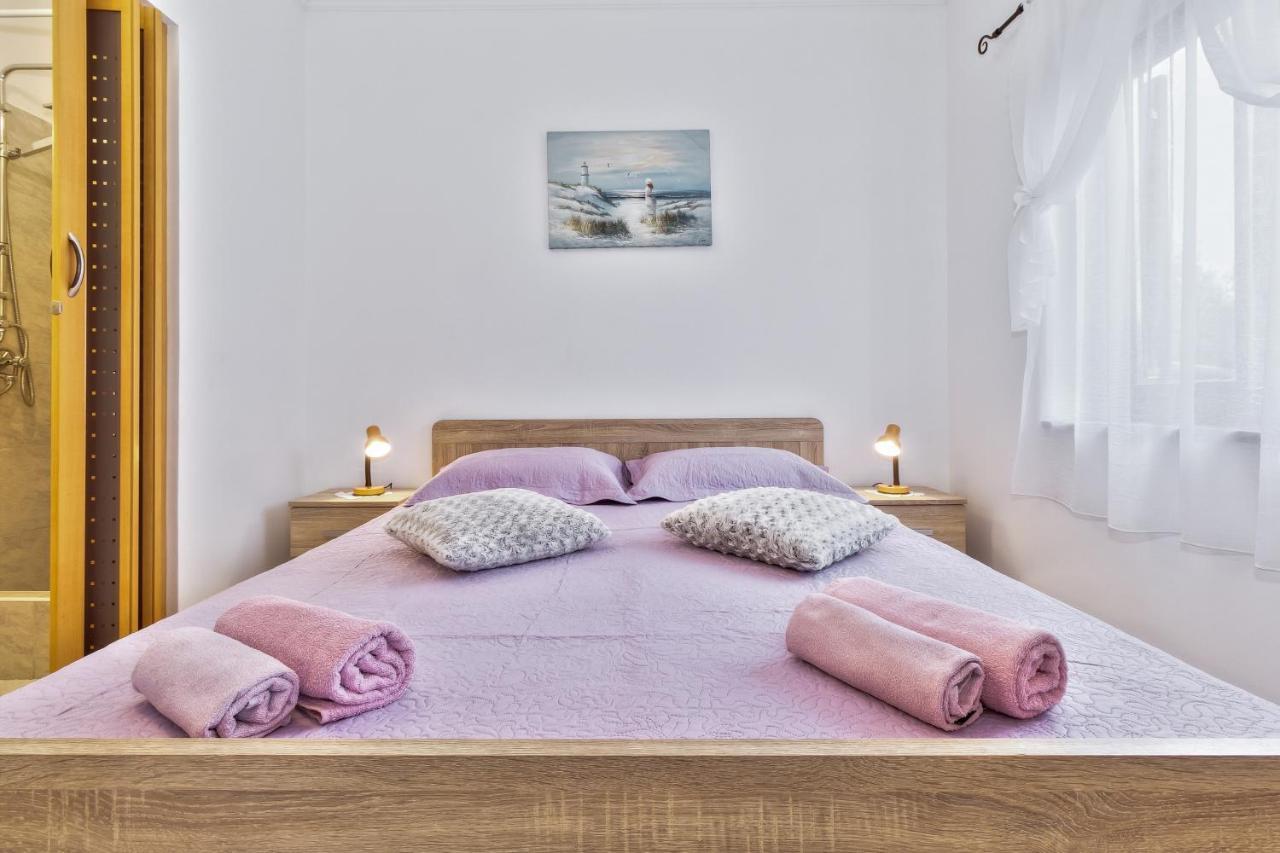 Apartments Grassi By Rent Istria Umag Exterior foto