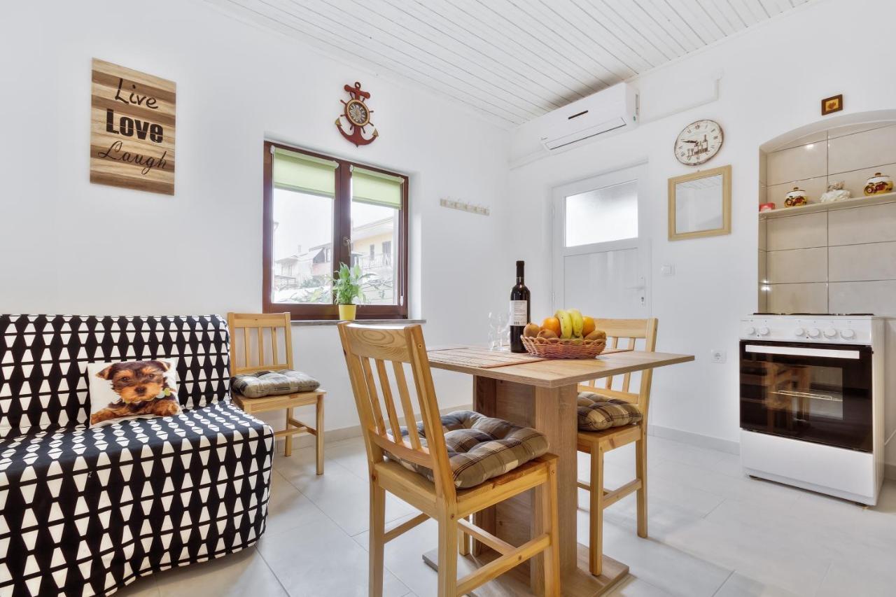 Apartments Grassi By Rent Istria Umag Exterior foto